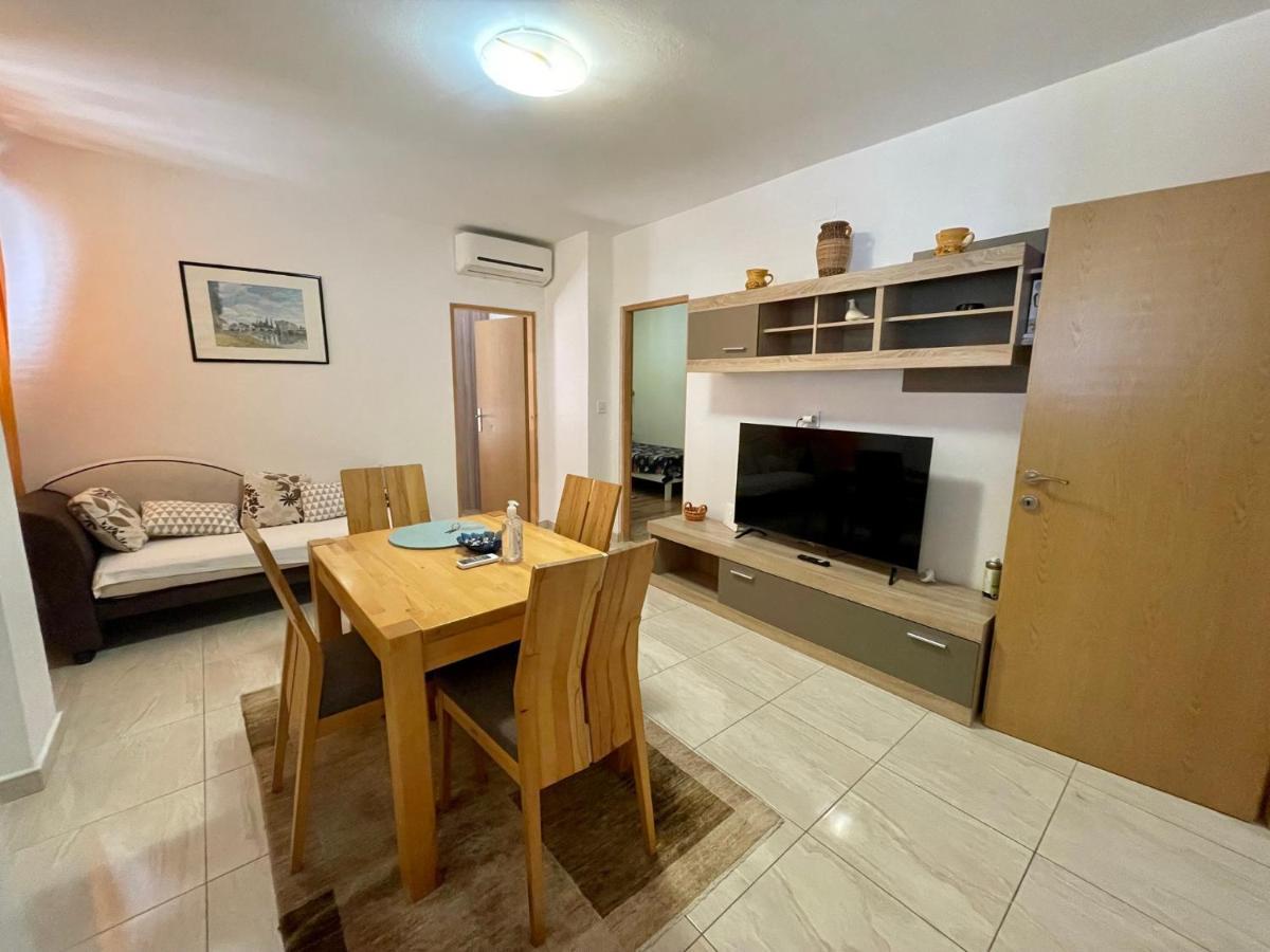 Lovro #1 & #2 Apartments ツレス エクステリア 写真